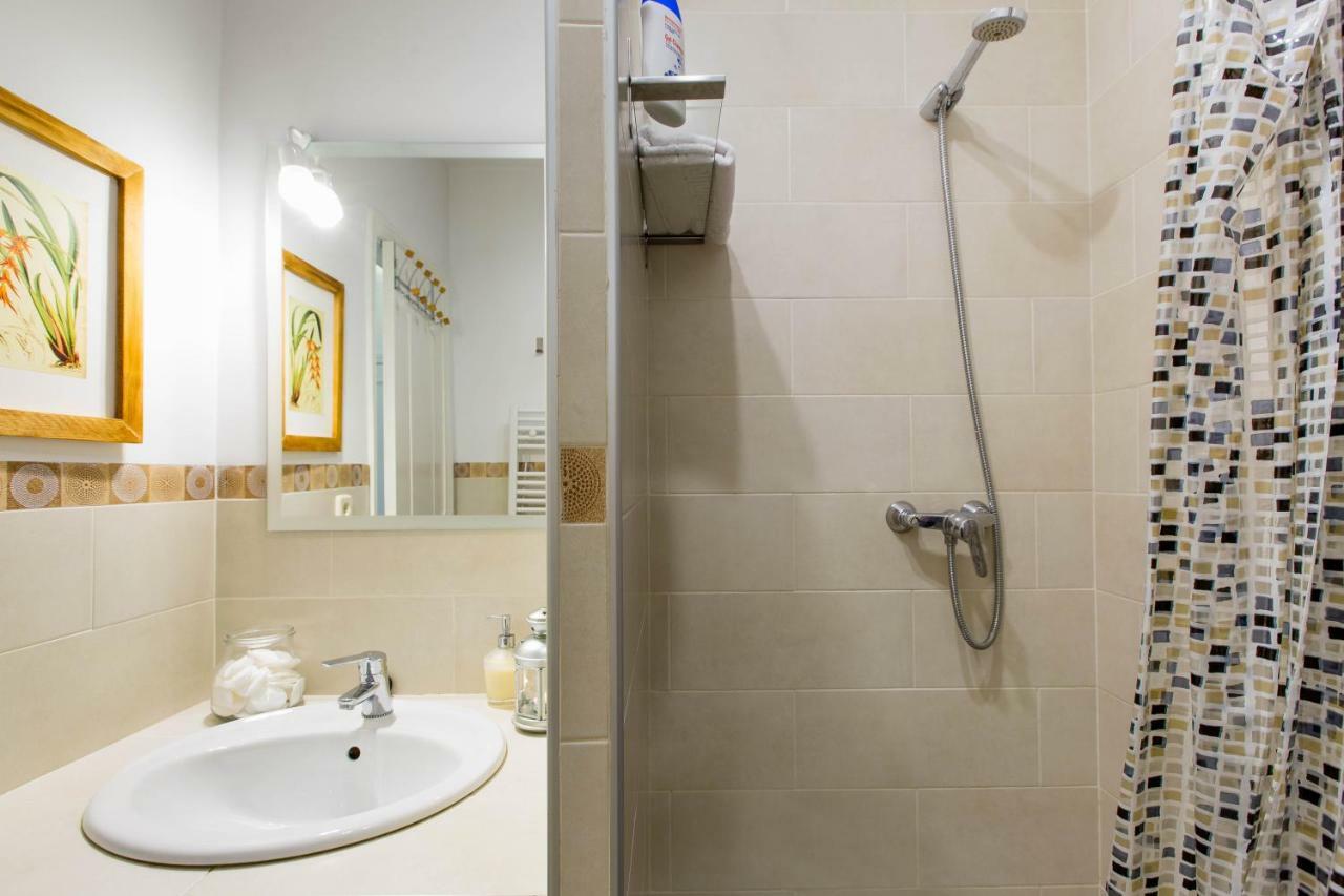 Apartamento Temporada Мадрид Екстер'єр фото